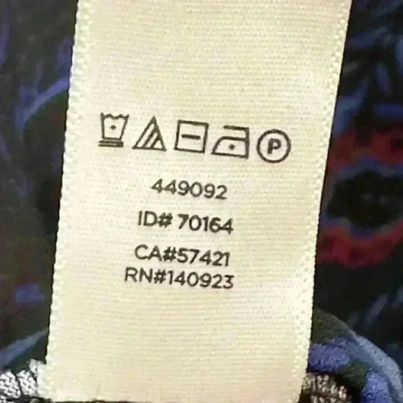 NWT! Loft Paisley Cold Shoulder Ruffle Blouse/Top/Shirt Blue Size Large - Picture 10 of 10